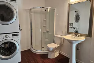 714 1st Ave W, Seattle, WA 98119 - Photo 9