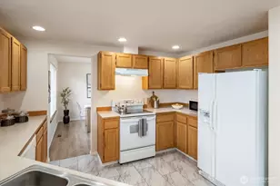 10220 62nd Dr NE, Marysville, WA 98270 - Photo 11