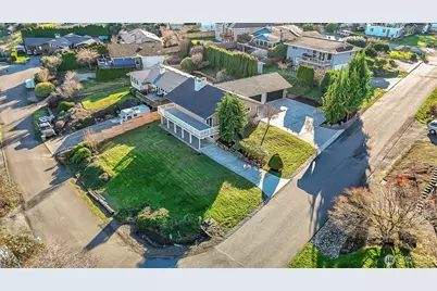 10010 Lakemont Avenue, Lake Stevens, WA 98258 - Photo 37