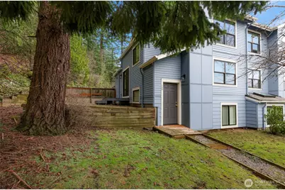 816 20th Street #100, Bellingham, WA 98225 - Photo 1