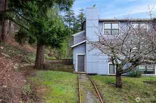 816 20th St, Bellingham, WA 98225 - Photo 5