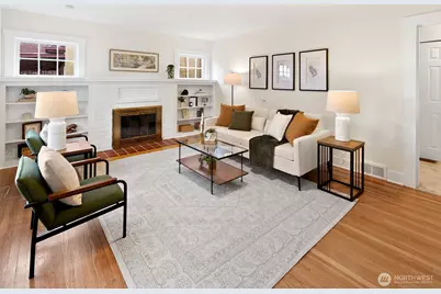 8051 15th Avenue NE, Seattle, WA 98115 - Photo 3