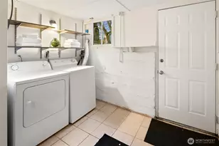 8051 15th Ave NE, Seattle, WA 98115 - Photo 21