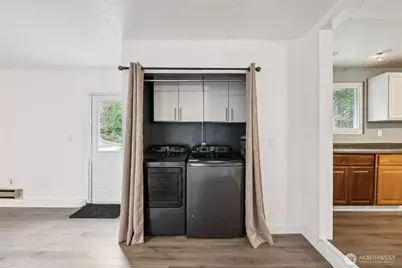 20911 W Richmond Road, Bothell, WA 98021 - Photo 15