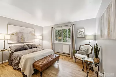 20911 W Richmond Road, Bothell, WA 98021 - Photo 19