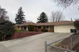 324 Mocliff Rd, Ephrata, WA 98823 - Photo 7