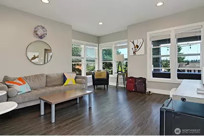 5037 21st Avenue NE, Seattle, WA 98105 - Photo 5