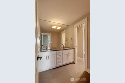 5037 21st Avenue NE, Seattle, WA 98105 - Photo 29