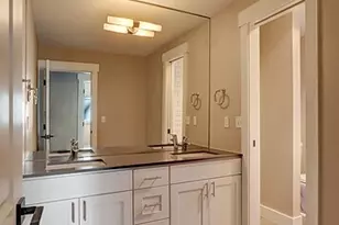 5037 21st Ave NE, Seattle, WA 98105 - Photo 29