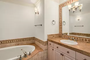 10132 NE 59th St, Kirkland, WA 98033 - Photo 29