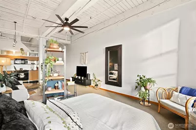 1120 Cliff Avenue #305, Tacoma, WA 98402 - Photo 17