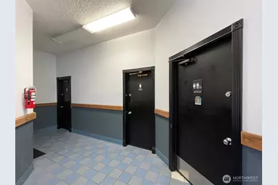 222 N Lincoln Street #107, Port Angeles, WA 98362 - Photo 9