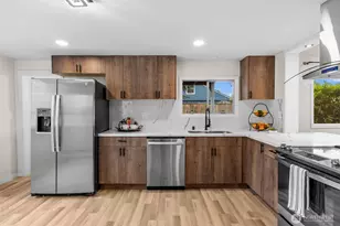 3215 N Tyler St, Tacoma, WA 98407 - Photo 9