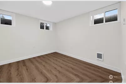 849 S Jackson Avenue, Tacoma, WA 98465 - Photo 29