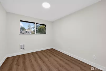 849 S Jackson Avenue, Tacoma, WA 98465 - Photo 17