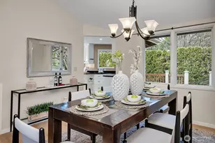 10825 NE 62nd St, Kirkland, WA 98033 - Photo 9