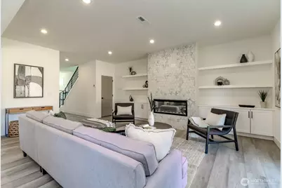 124 S 108th Place, Seattle, WA 98168 - Photo 9