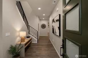 18627 Meridian Pl W, Bothell, WA 98012 - Photo 3