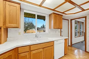 29 105th St SE, Everett, WA 98208 - Photo 15