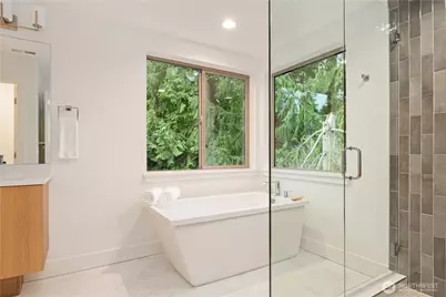 12913 NE 78th Place, Kirkland, WA 98033 - Photo 23