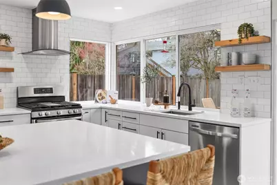 12220 NE 140th Street, Kirkland, WA 98034 - Photo 17