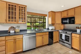 18604 NE 189th St, Woodinville, WA 98077 - Photo 17