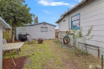 409 Wells Avenue N, Renton, WA 98057 - Photo 25