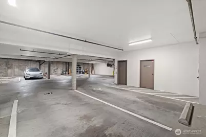 5225 50th Avenue NE #206, Seattle, WA 98105 - Photo 25