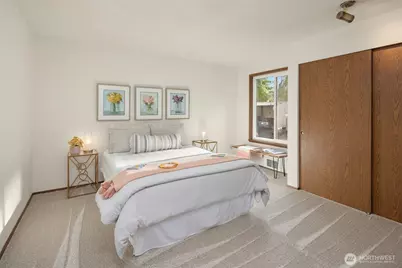 14616 NE 44th Street #M2, Bellevue, WA 98007 - Photo 13