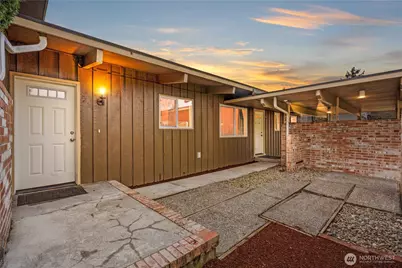 616 117th Street S, Tacoma, WA 98444 - Photo 3