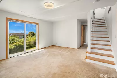 1128 Sea Vista Place, Edmonds, WA 98020 - Photo 13