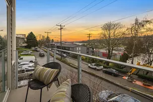 2806 14th Ave W, Seattle, WA 98119 - Photo 13