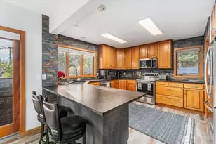 652 Meadows Dr, Wenatchee, WA 98801 - Photo 7