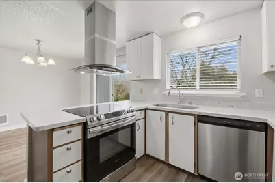 328 Cherry Avenue, Sumner, WA 98390 - Photo 9