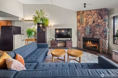 10601 Bagley Avenue N #304, Seattle, WA 98133 - Photo 21