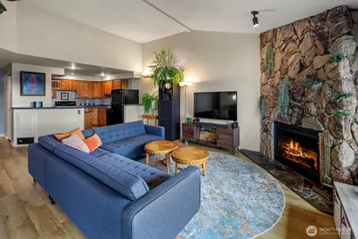10601 Bagley Avenue N #304, Seattle, WA 98133 - Photo 5