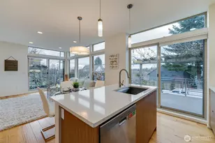 781 26th Ave E, Seattle, WA 98812 - Photo 7