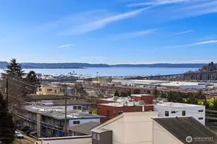 2815 Prosch Ave W, Seattle, WA 98119 - Photo 3