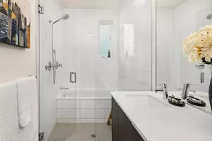 2815 Prosch Ave W, Seattle, WA 98119 - Photo 27