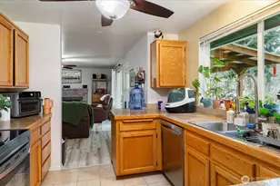 1585 NW 2nd Ave, Oak Harbor, WA 98277 - Photo 9