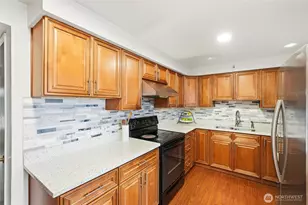 7525 Beverly Ln, Everett, WA 98203 - Photo 9