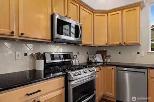 105 202nd St SE, Bothell, WA 98012 - Photo 17