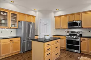 105 202nd St SE, Bothell, WA 98012 - Photo 15