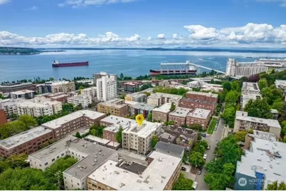 626 4th Avenue W #104, Seattle, WA 98119 - Photo 27