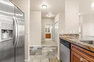 6800 132nd Pl SE, Newcastle, WA 98059 - Photo 11