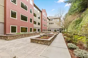 6800 132nd Pl SE, Newcastle, WA 98059 - Photo 25