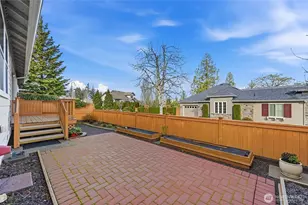 12324 Big Leaf Way NE, Redmond, WA 98053 - Photo 31