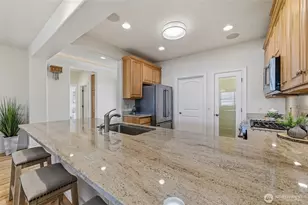 12324 Big Leaf Way NE, Redmond, WA 98053 - Photo 15