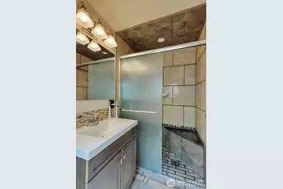 7822 50th Street E, Fife, WA 98424 - Photo 11