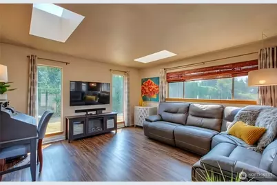 7822 50th Street E, Fife, WA 98424 - Photo 5